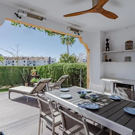 Cb- Cozy Refurbished Apartment, Perfect Location * מארבלה