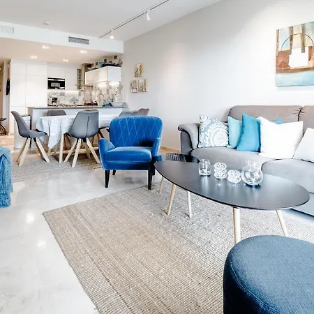 Cb- Cozy Refurbished Apartment, Perfect Location