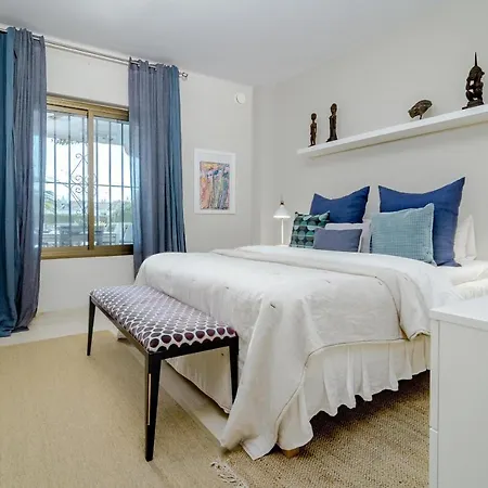 Apartment Cb- Cozy Refurbished Apartment, Perfect Location Marbella